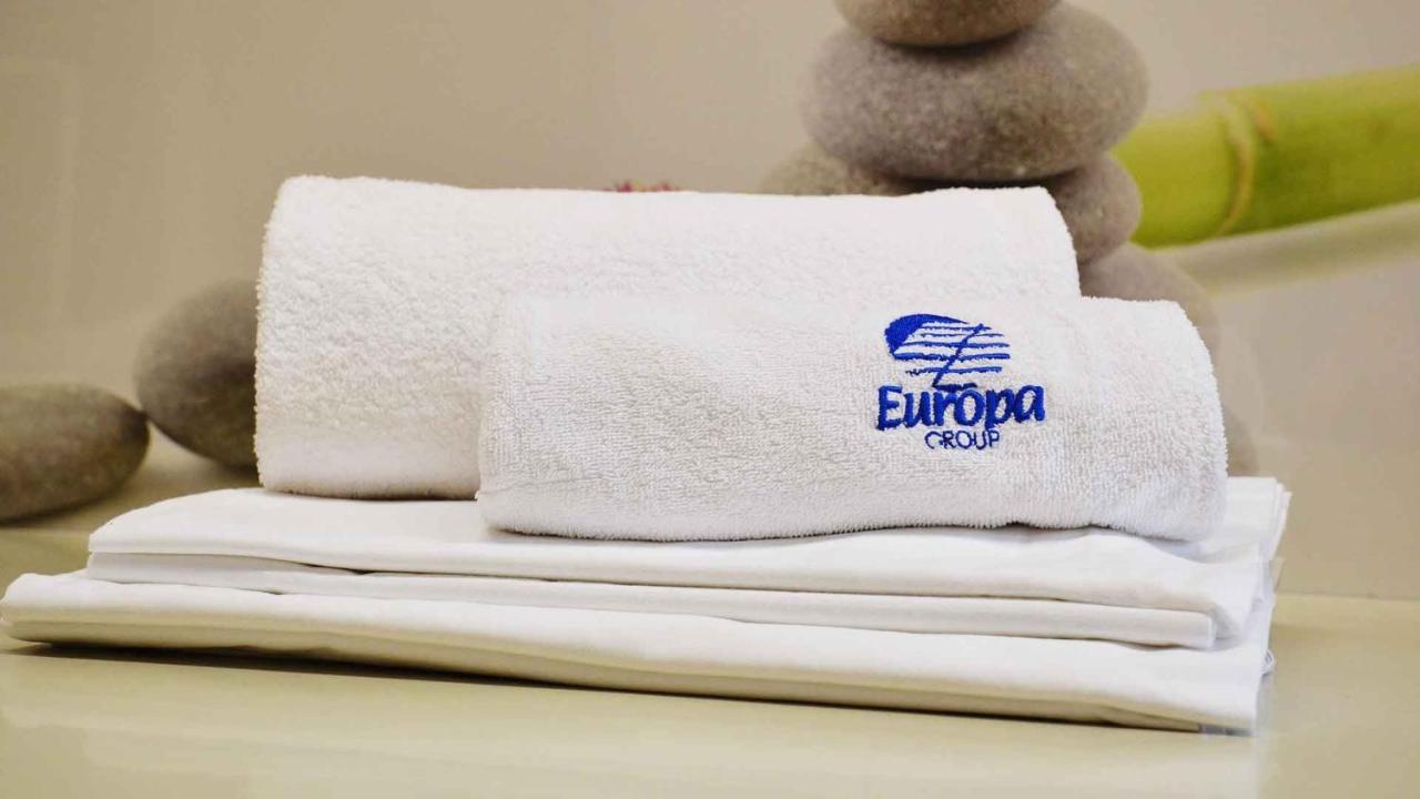 Residenza Monica Appartement Lignano Sabbiadoro Buitenkant foto