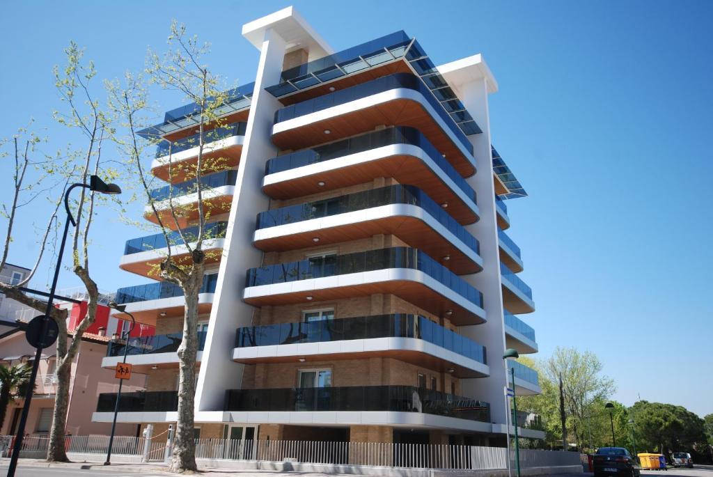Residenza Monica Appartement Lignano Sabbiadoro Buitenkant foto